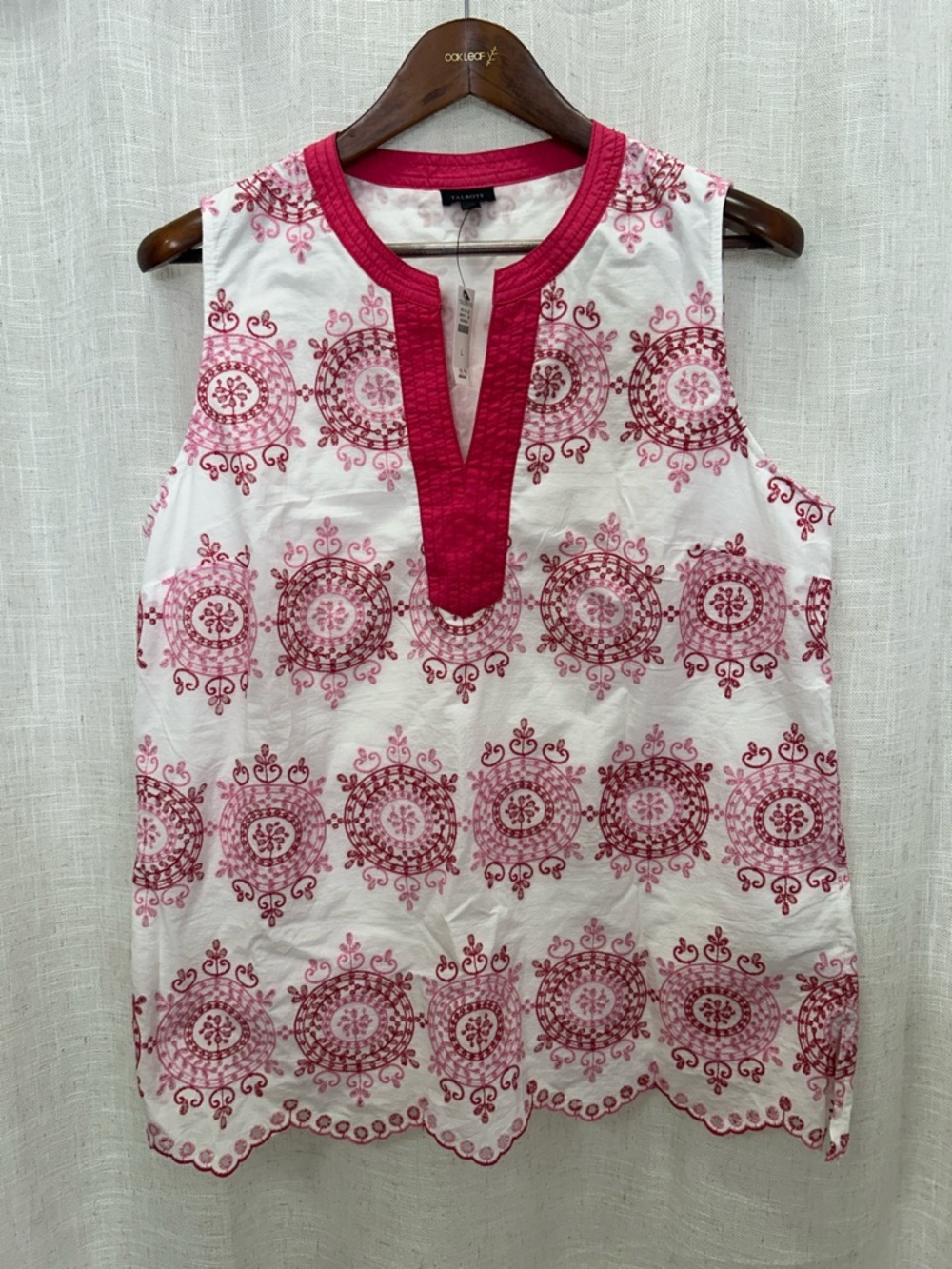 Talbots Sleeveless White Tunic with Pink Medallion Embroidery Top Size Large NWT